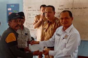 70 Siswa SMAN Muara Lakitan Terima Beasiswa PIP Jalur Aspirasi PKS